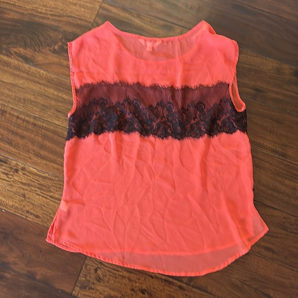 Charming Charlie | sheer Coral Top with Black Lace - Picture 7 of 9